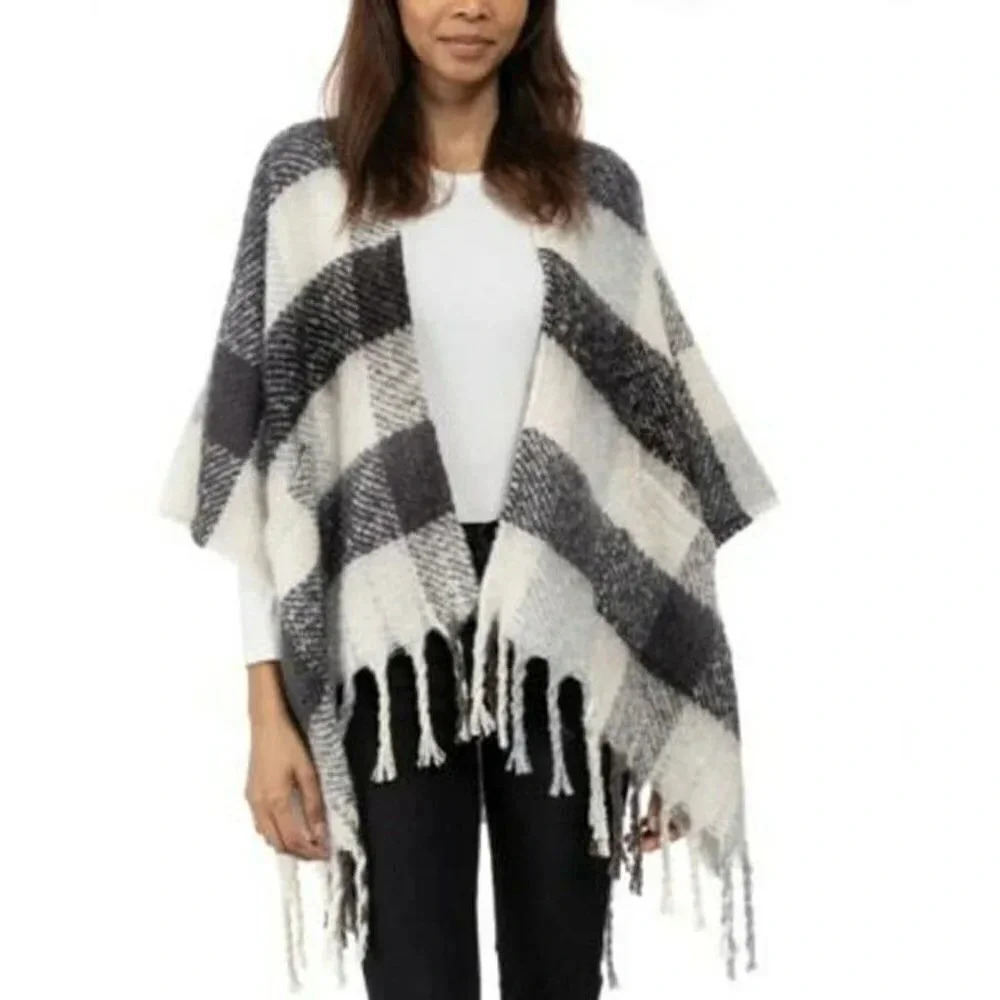 Jenni Women's Block & White Plaid Front Pocket Topper O/S (MSRP $70)